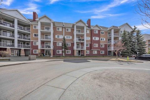 Photo of 10 Prestwick Bay SE #4105, Calgary, AB T2Z 0B4 (MLS # A2261920) Photo of 10 Prestwick Bay SE #4105, Calgary, AB T2Z 0B4 (MLS # A2261920)