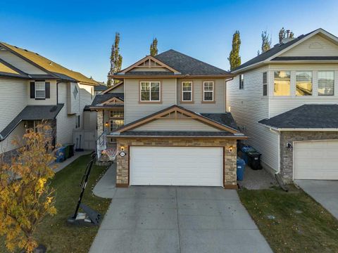 126 Kincora Park NW Calgary AB T3R 1L6