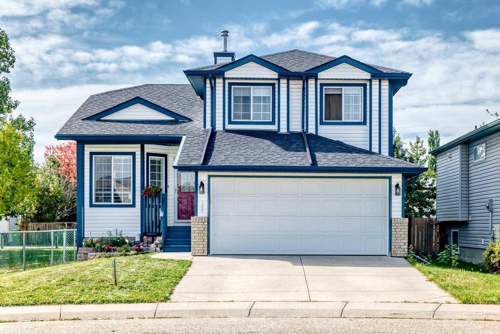 Photo of 148 Creek Gardens Close NW, Airdrie, AB T4B 2R5 (MLS # A2346840)