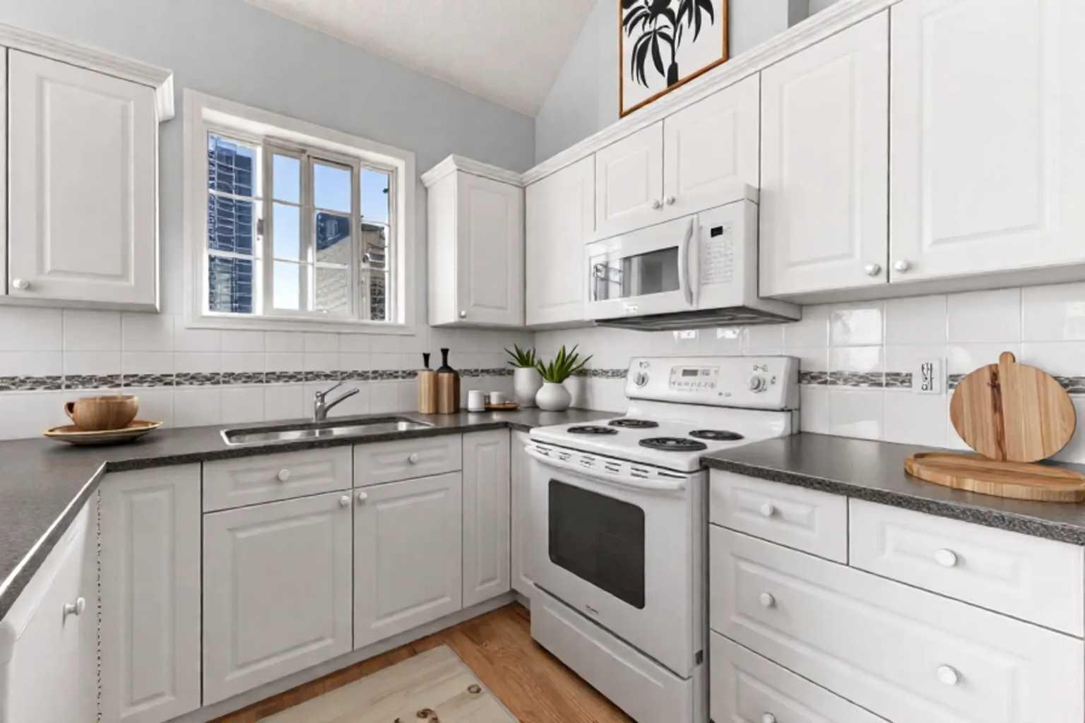 126 14 Avenue SW 518