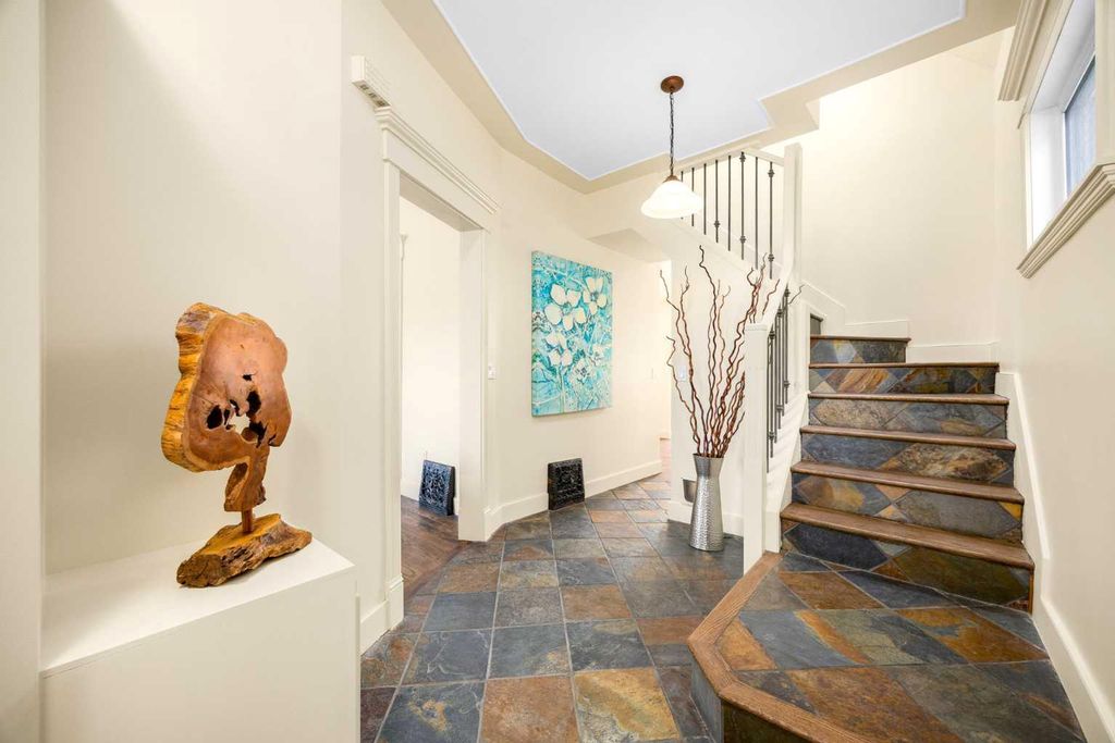 Photo of 1413 15 Street SE, Calgary, AB T2G 3L6 (MLS # A2284636)