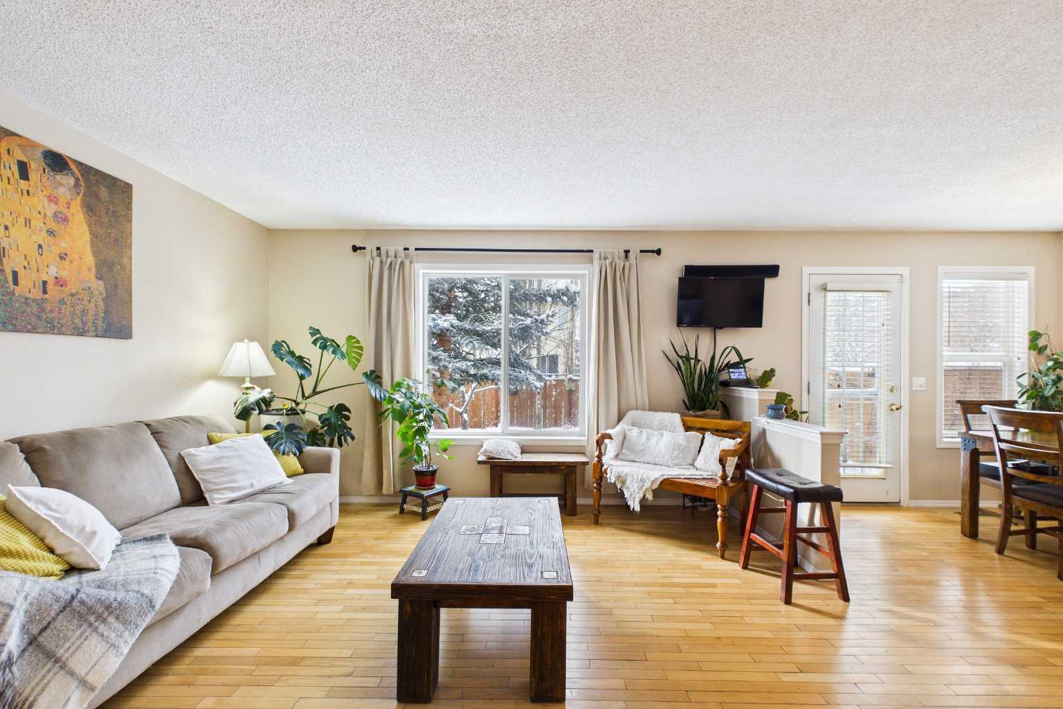 6 Bridlecreek Terrace SW