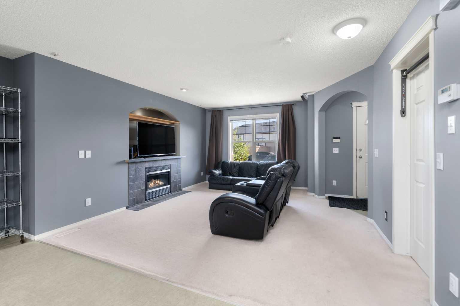 103 Saddlemont Way NE