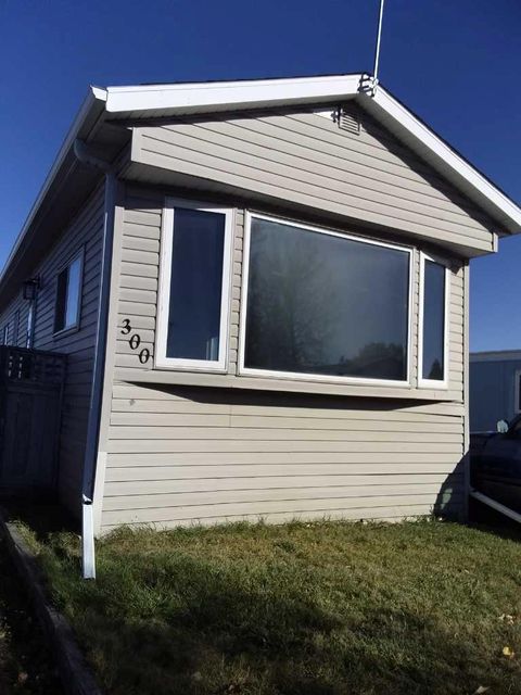 6220 17 Avenue SE 300 Calgary AB T2A 0W6