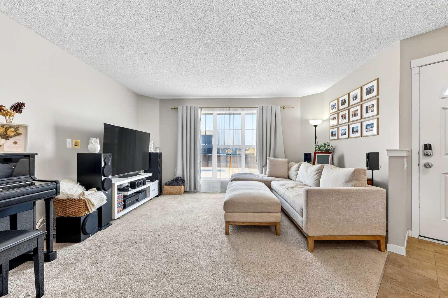 336 Cranberry Circle SE