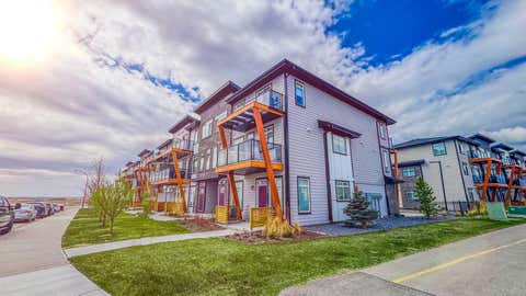 Photo of 19637 48 Street SE, Calgary, AB T3M 3T9 (MLS # A2312350)