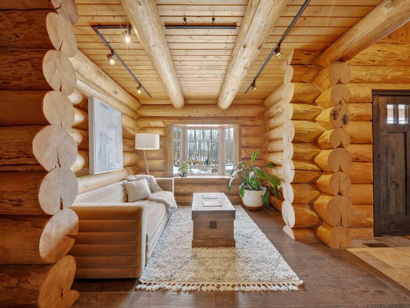 31067 Woodland Heights