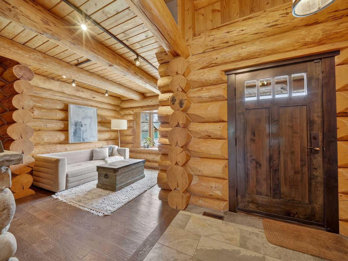 31067 Woodland Heights