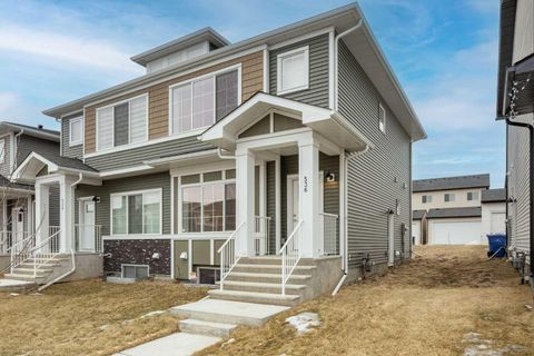 Photo of 536 Chelsea Gardens, Chestermere, AB T1X 2V5 (MLS # A2313499)