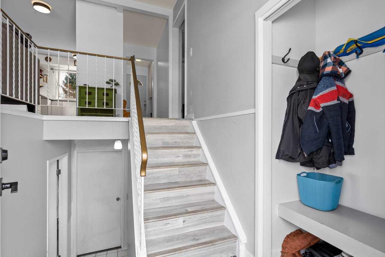 436 Queen Charlotte Road SE