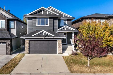 76 Evanspark Circle NW Calgary AB T3P 0B4