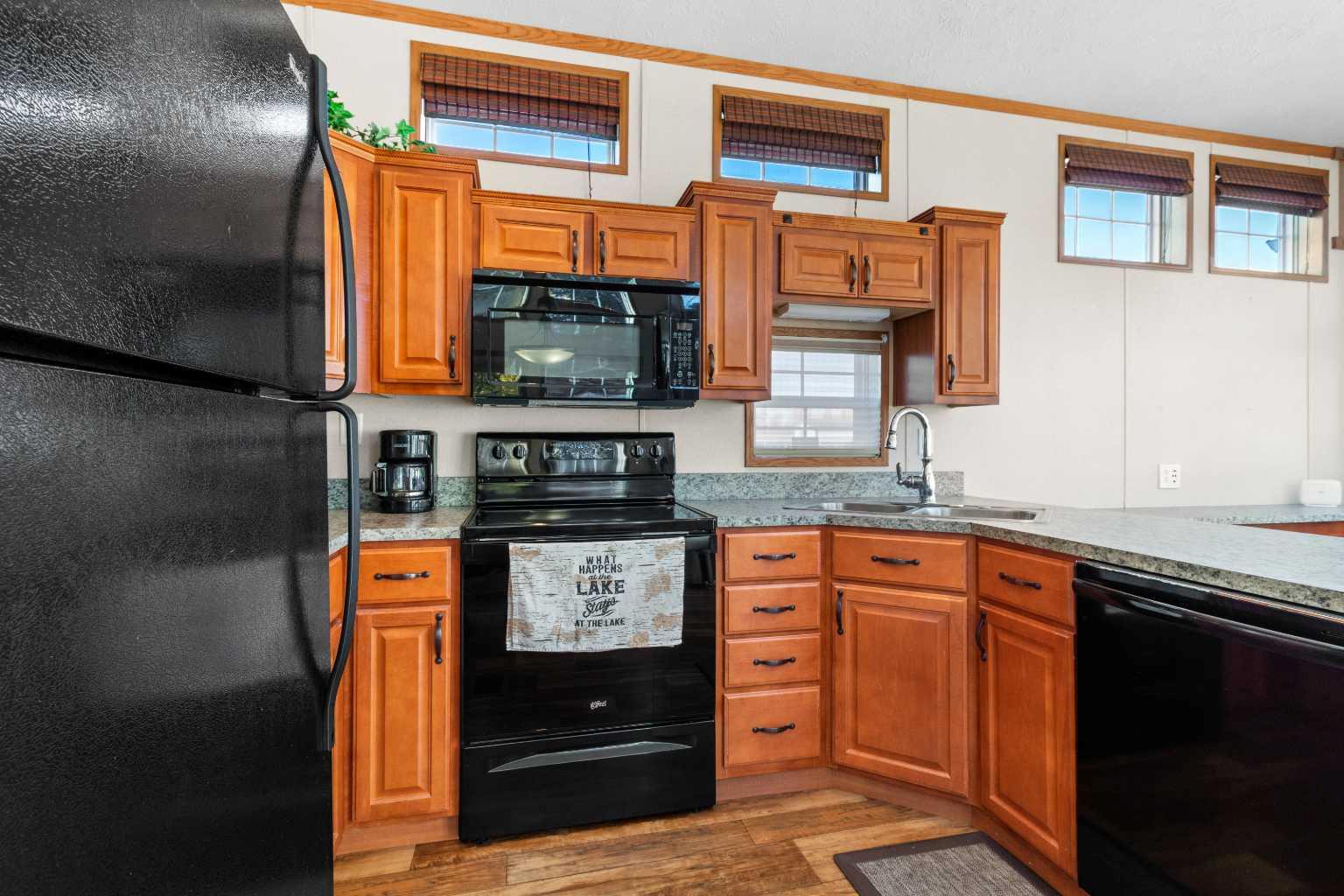 10042 Township road 422 160A