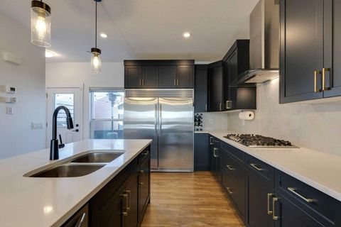 14965 1 Street NW Calgary AB T3P 1N2