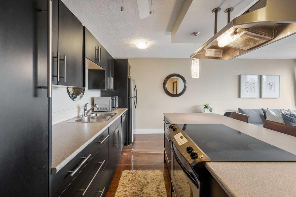 Photo of 505 19 Avenue SW #306, Calgary, AB T2S 0E4 (MLS # A2291892)