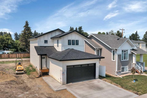 Photo of 5416 55 Street, Lacombe, AB T4L 1L9 (MLS # A2333599)