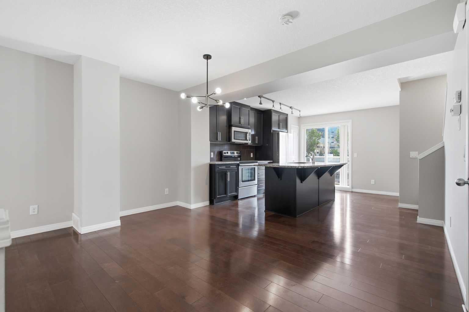 1404 Auburn Bay Square