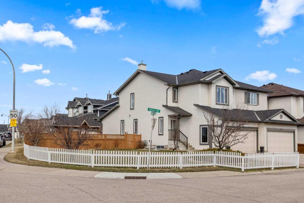 Photo of 10 Taralea Bay NE, Calgary, AB T3J 5H1 (MLS # A2303343)
