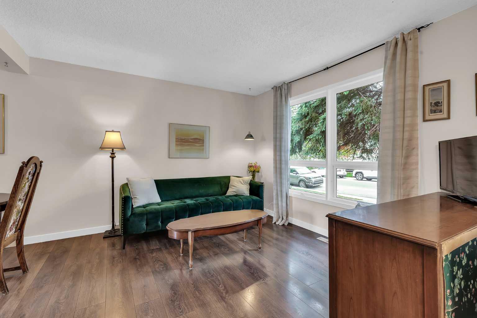 54 Bermondsey Road NW