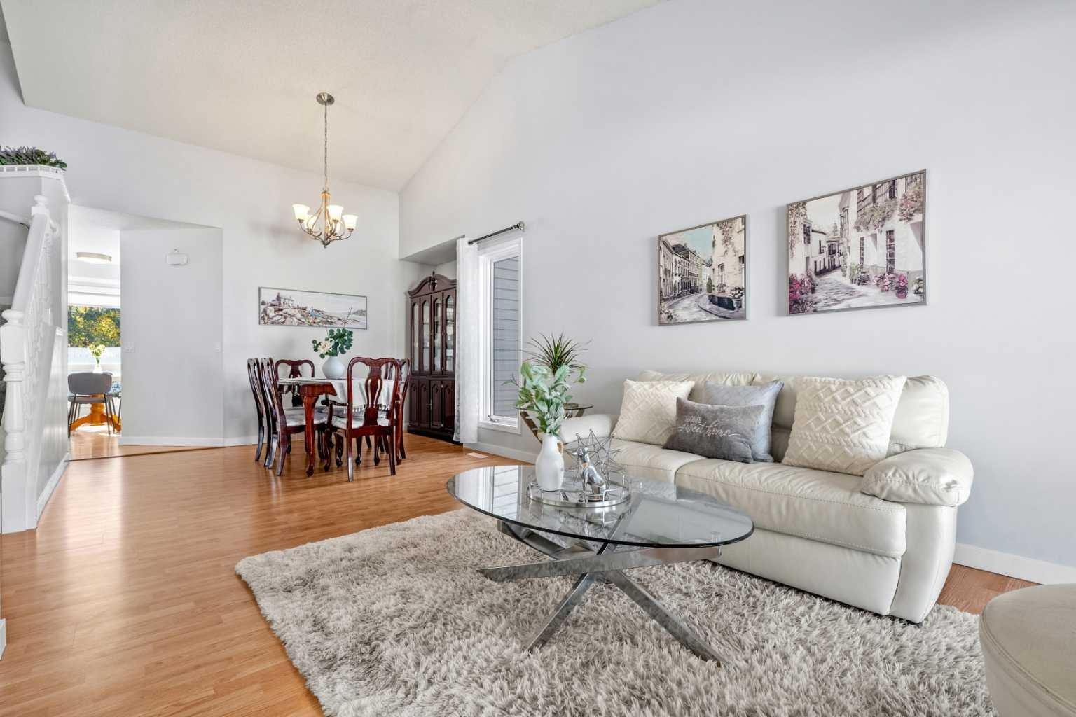 136 Sanderling Close NW