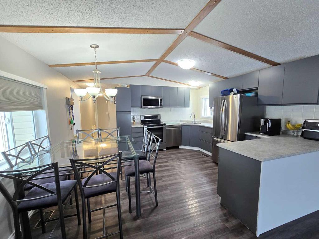 Photo of 5206 55 Avenue, Grimshaw, AB T0H 1W0 (MLS # A2293961)