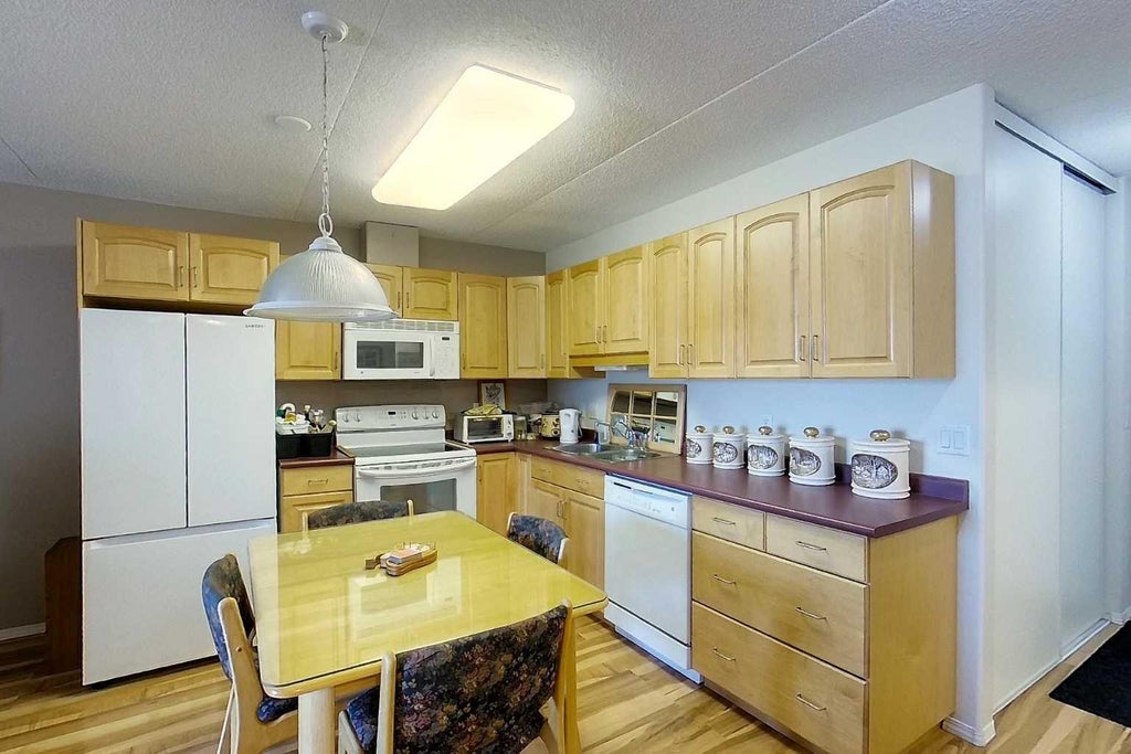 Photo of 777 48 Street #302, Edson, AB T7E 1Z6 (MLS # A2148525)