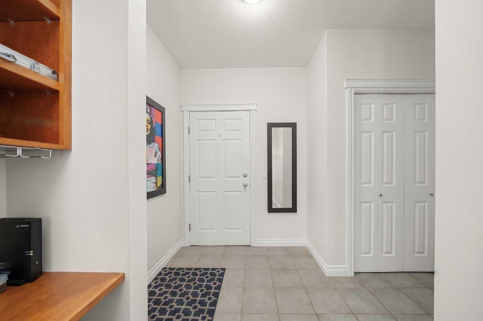 24 Hemlock Crescent SW 4203