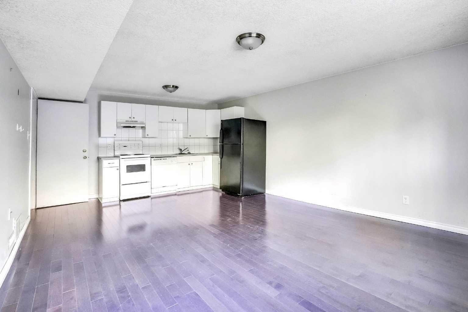 185 Cornwallis Drive NW