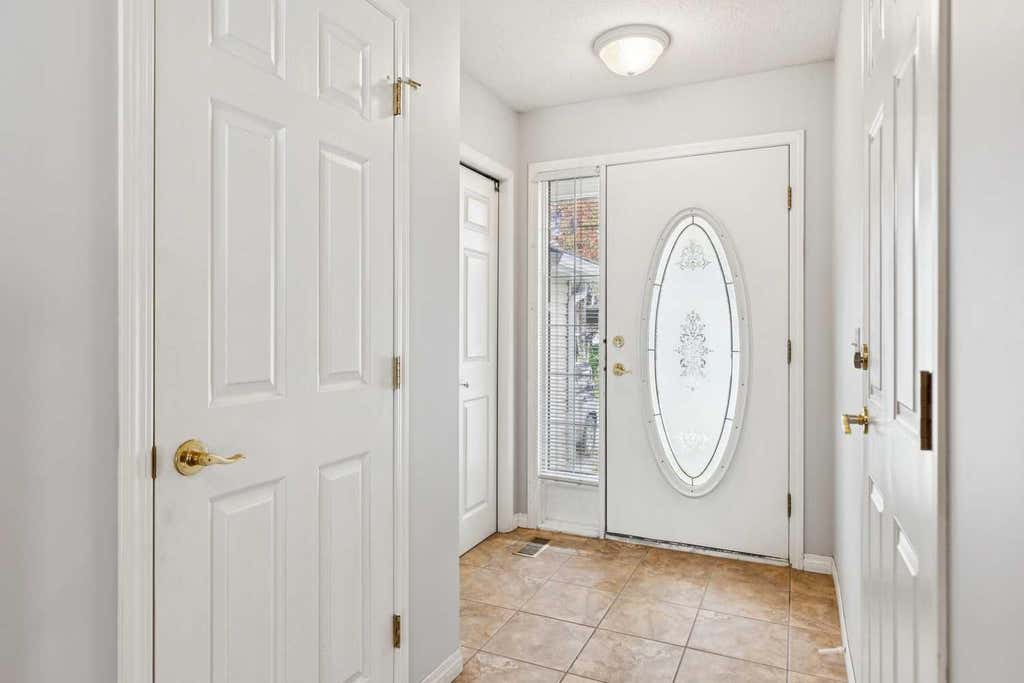 Photo of 33 Chaparral Ridge Terrace SE, Calgary, AB T2X 3N6 (MLS # A2338111)