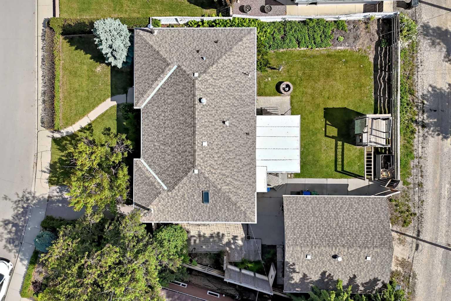 42 Cardiff Drive NW