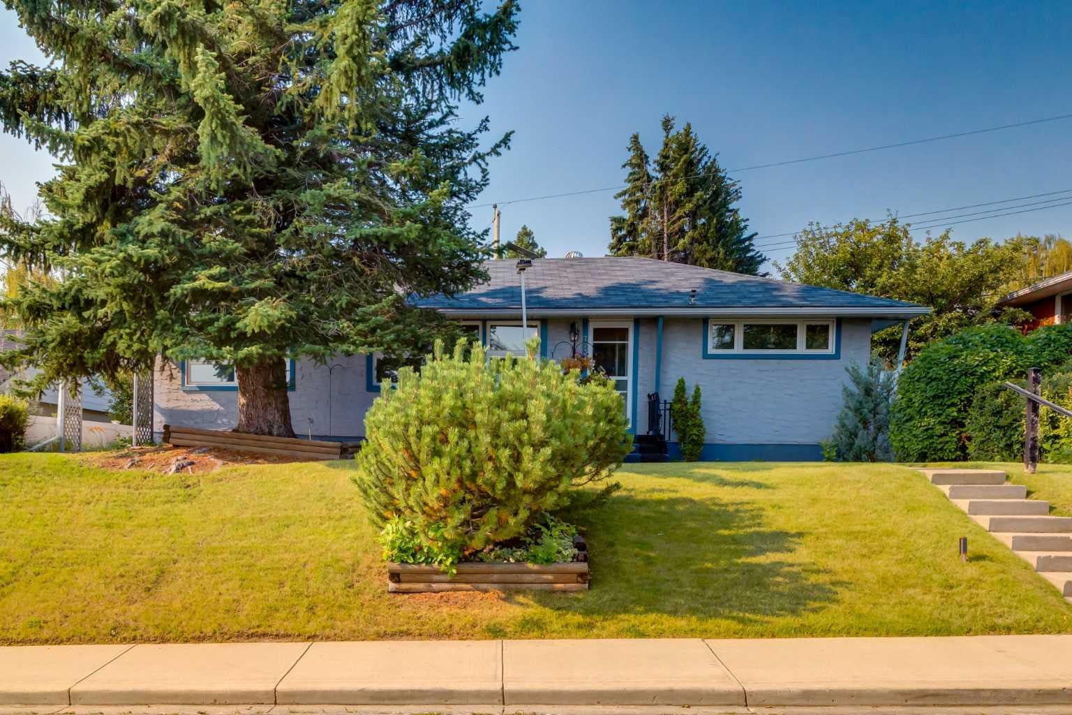 723 Trafford Drive NW