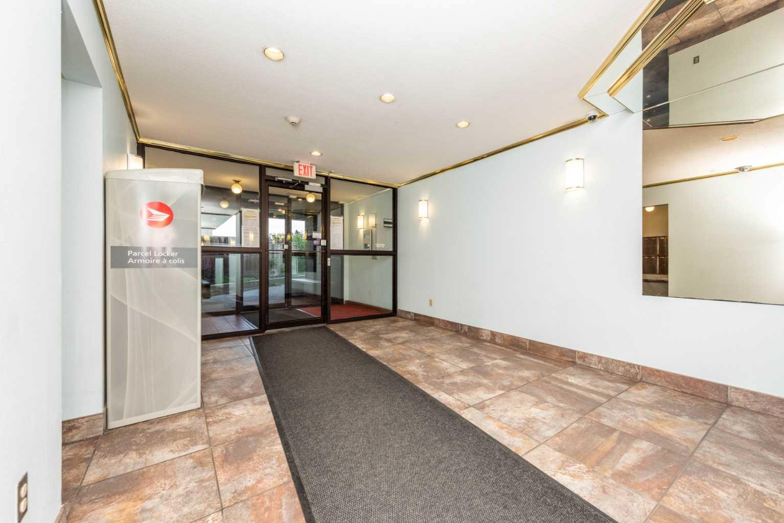 333 Garry Crescent NE 206