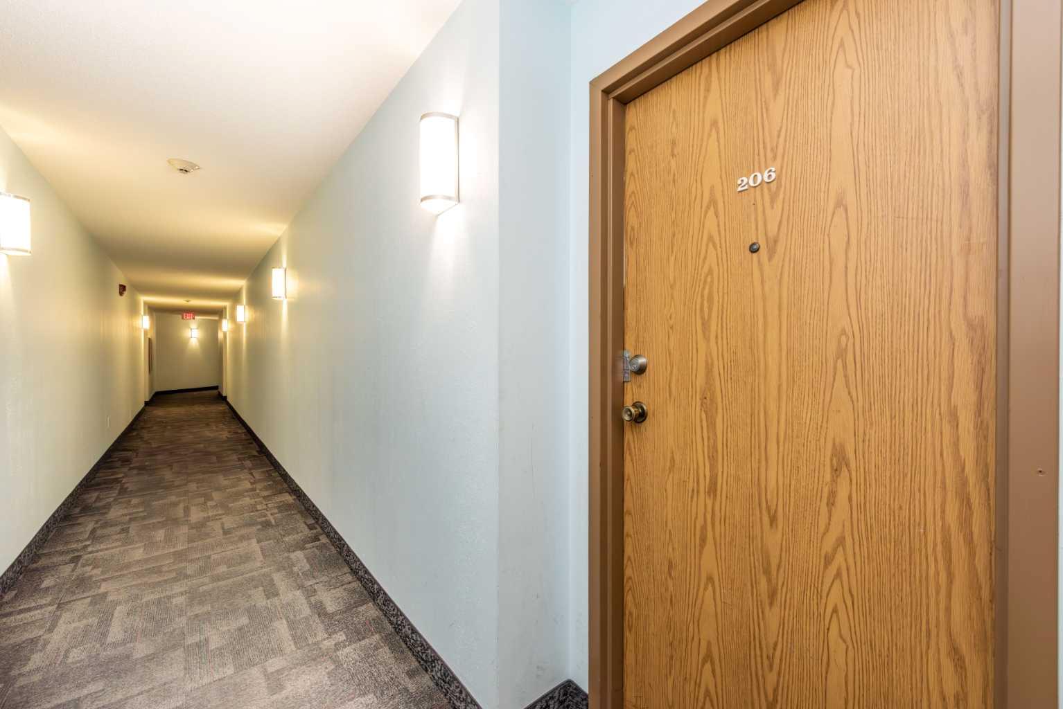 333 Garry Crescent NE 206