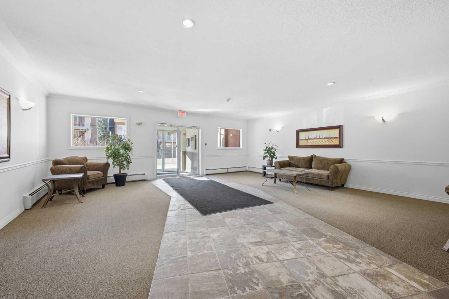 838 19 Avenue SW 205