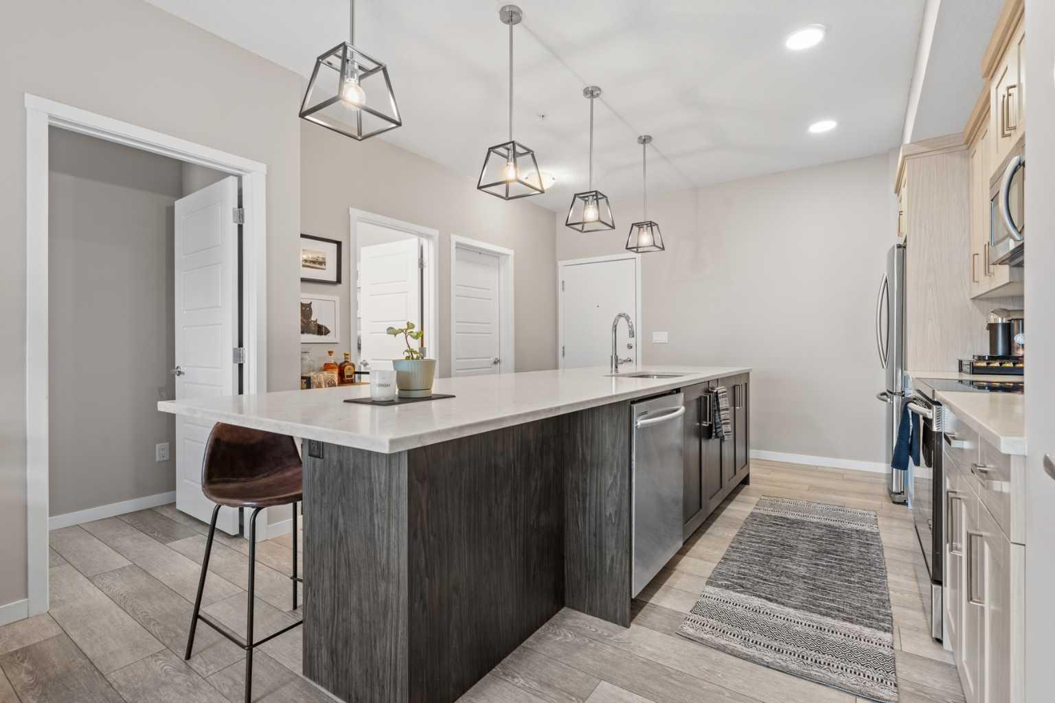 370 Harvest Hills Common 205