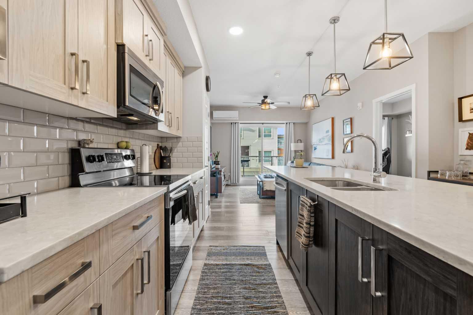 370 Harvest Hills Common 205