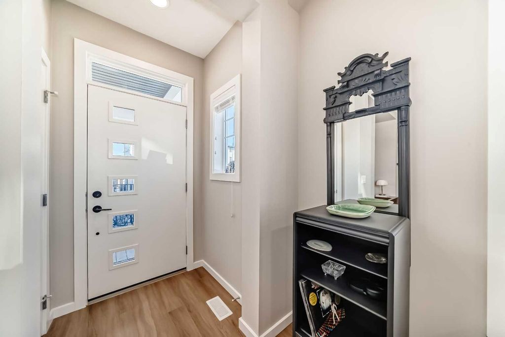 Photo of 277 Lucas Avenue NW, Calgary, AB T3P 1S3 (MLS # A2303719)