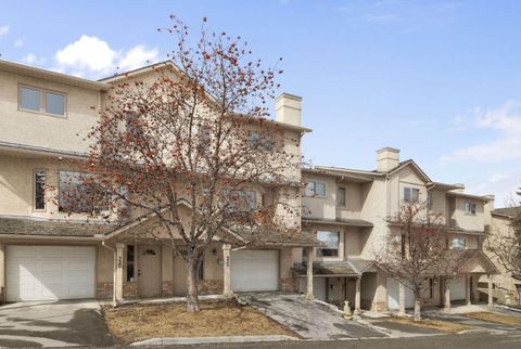 Photo of 222 Christie Park Mews SW, Calgary, AB T3H 3H2 (MLS # A2294496)