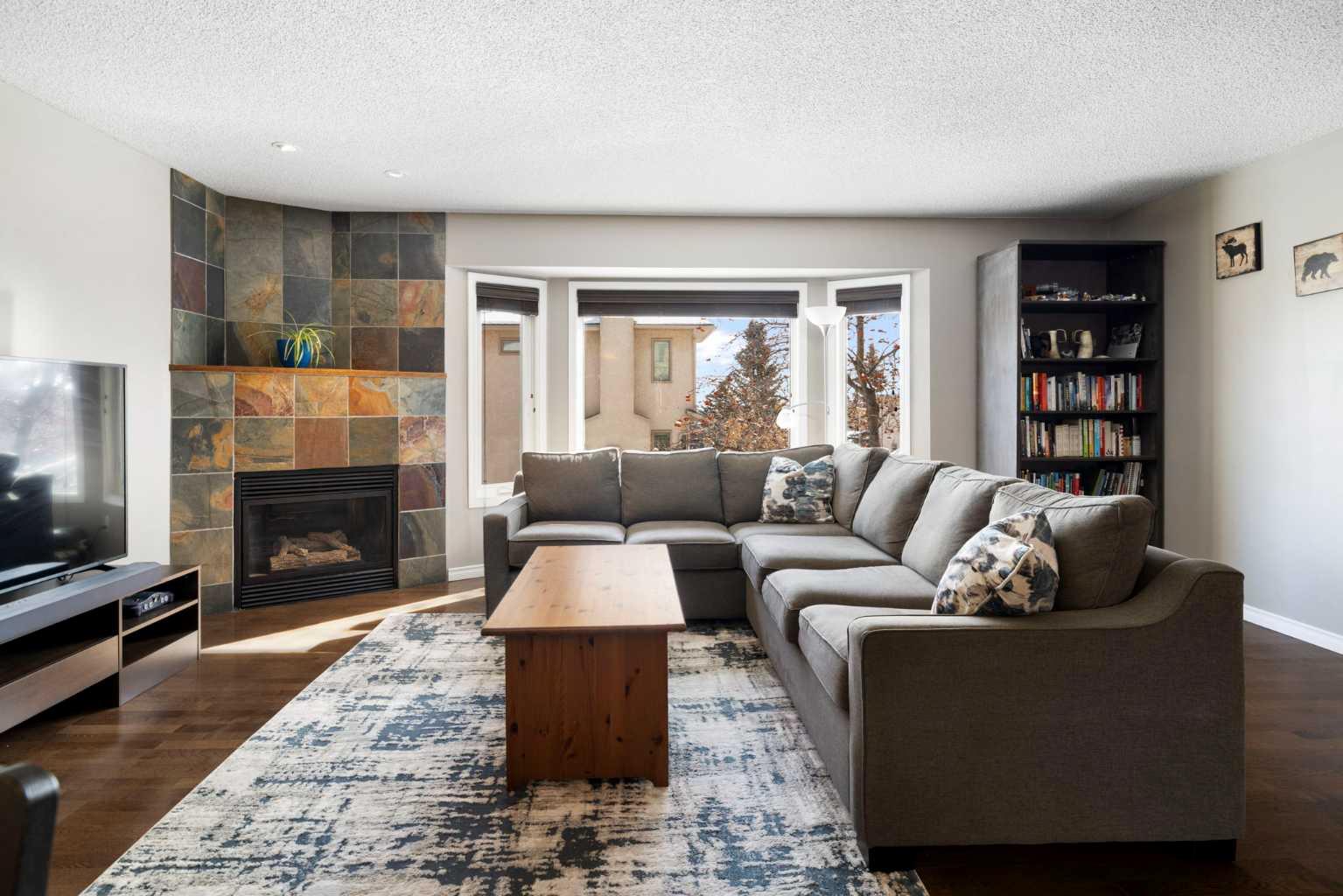 222 Christie Park Mews SW