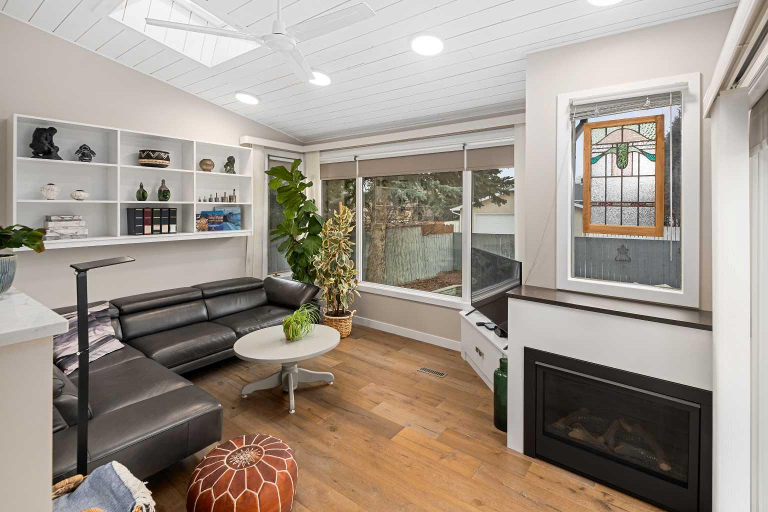 5689 Brenner Crescent NW