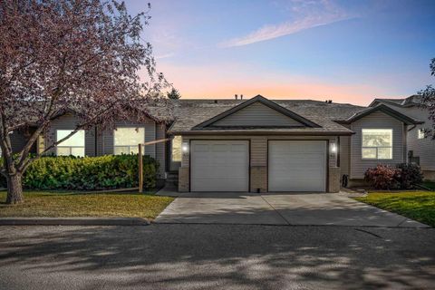 65 Tararidge Circle NE Calgary AB T3J 3W4