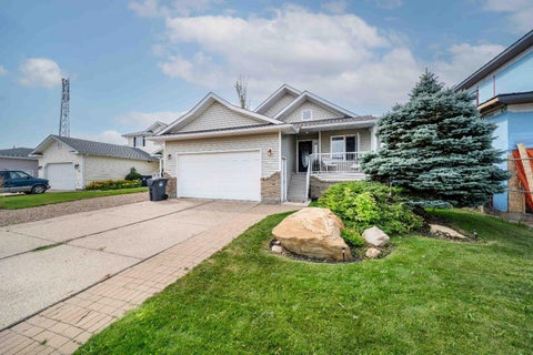 Photo of 110 Redcliff Way SW, Redcliff, AB T0J 2P0 (MLS # A2348166)