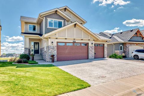 Photo of 239 STONEMERE Green, Chestermere, AB T1X 0S1 (MLS # A2280894)