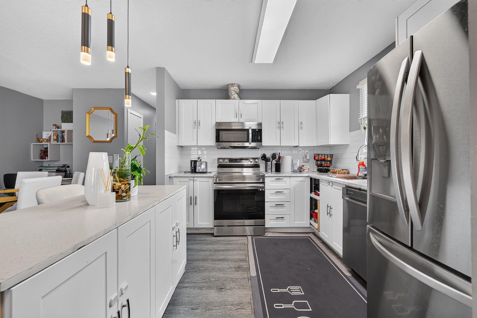 200 Fonda Drive SE