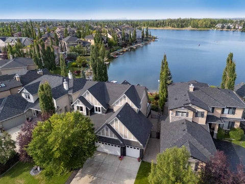 Photo of 39 Chapala Terrace SE, Calgary, AB T2X 3V8 (MLS # A2339234)