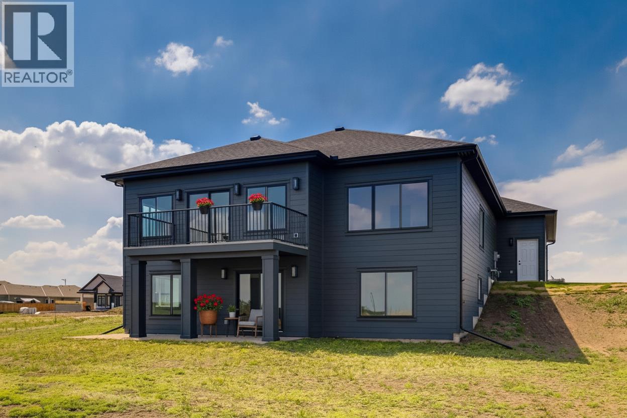 232 Red Tail Ridge SE