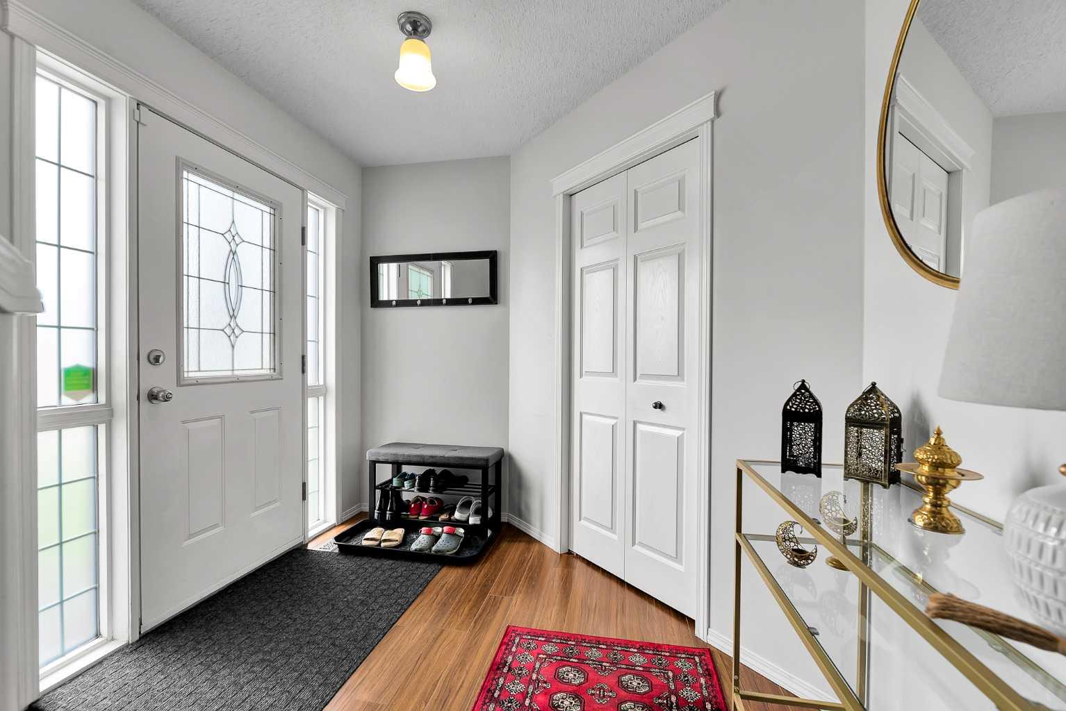 60 Arbour Crest Terrace NW