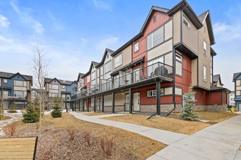 Photo of 850 Belmont Drive SW #139, Calgary, AB T2X 4A5 (MLS # A2296621)