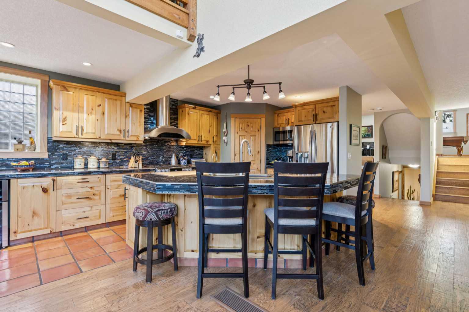 5031 Viceroy Drive NW