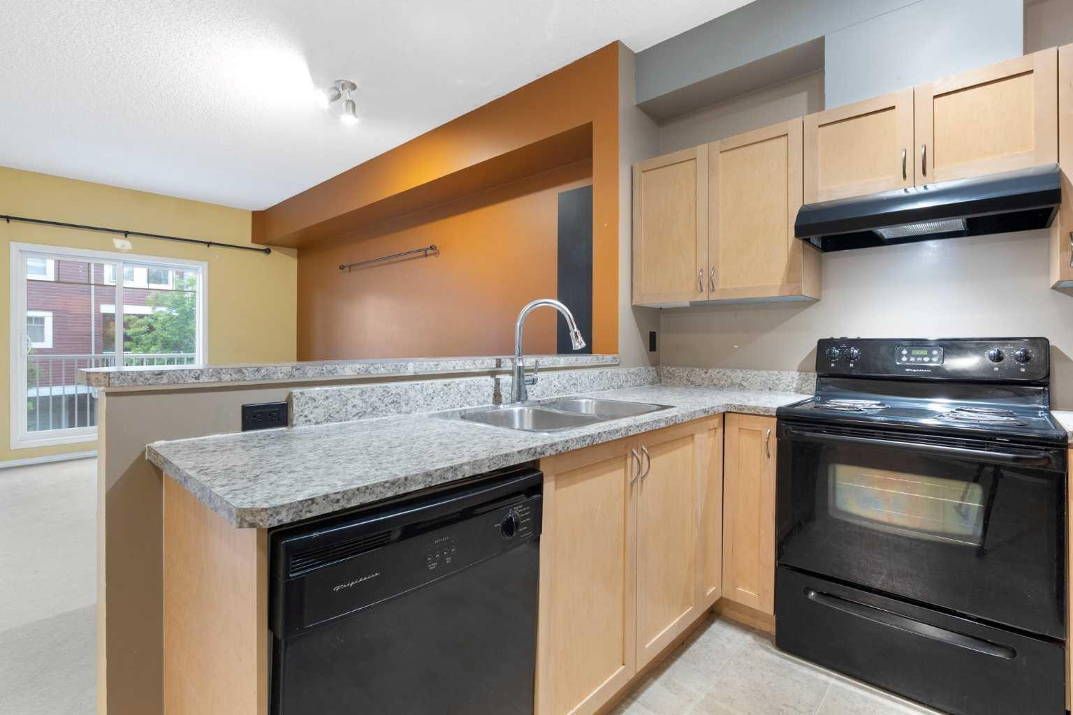 70 Panamount Drive NW 8312