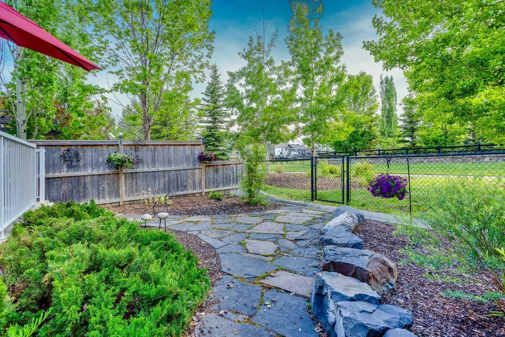 Photo of 67 Silverado Ridge Crescent SW, Calgary, AB T2X 0J8 (MLS # A2319091)
